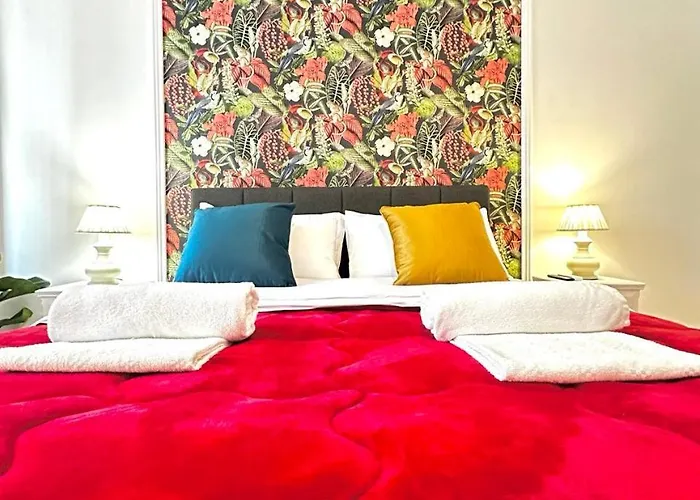 Forty1 Near Metro Cipro Appartement *